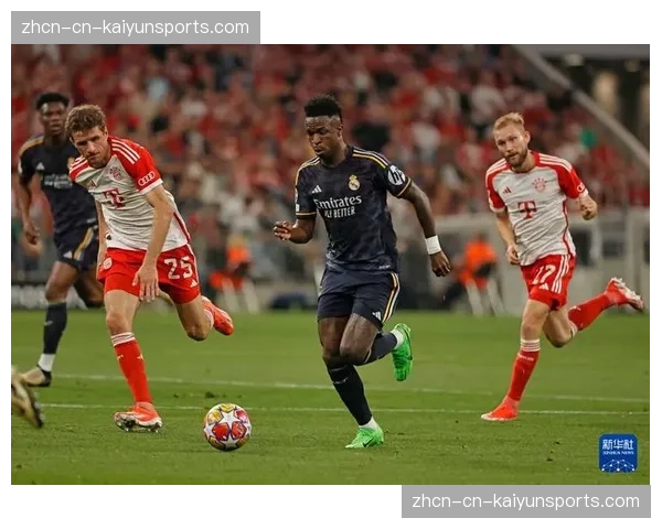 诺伊尔神勇扑出维尼修斯单刀，拜仁门将关键救险